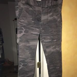 LOFT camo pants size 2